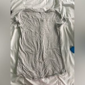 Gray Lululemon shirt sleeve tshirt